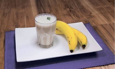 LICUADO DE PLÁTANO CON VAINILLA O CHOCOLATE