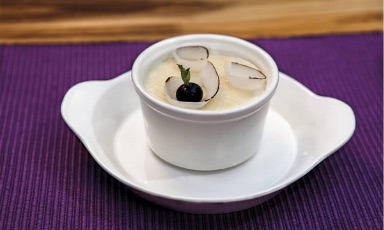 PANNACOTTA DE COCO Y PIÑA